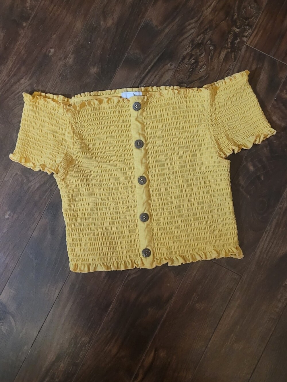 💲5/25💲Yellow Smocked Off-Shoulder